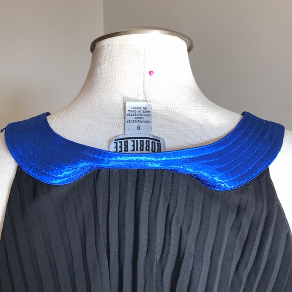 Dress - Picture 3 of 5